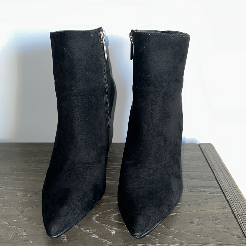 Black Heeled Booties Size 8